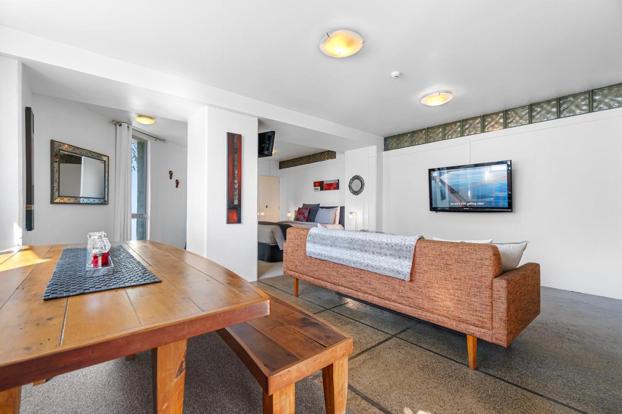 The Silos Apartments Raglan Exterior foto